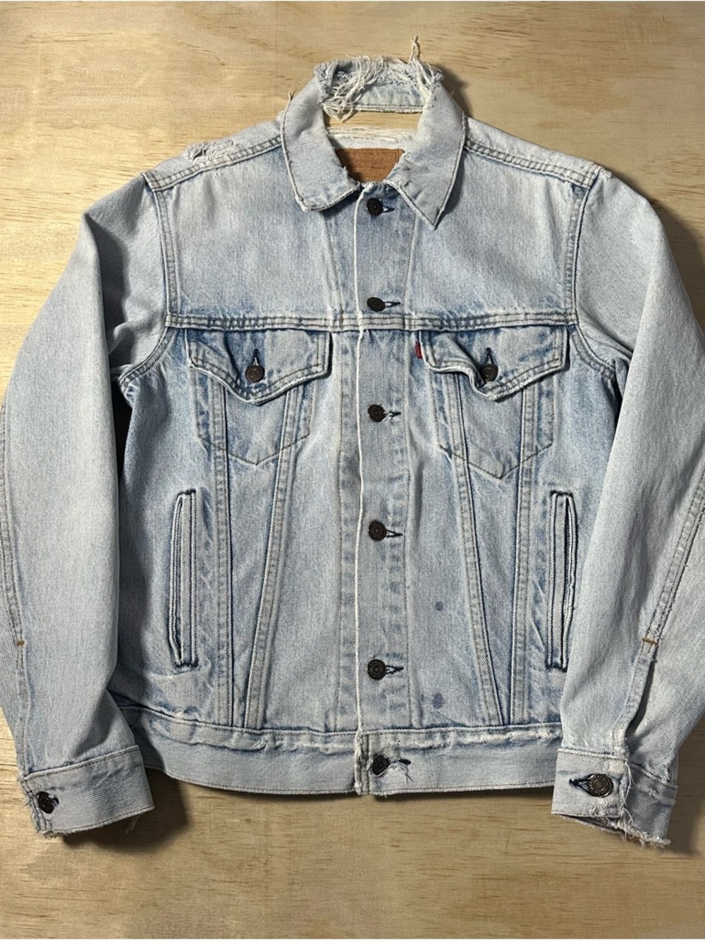 Vintage 80s Levis Type 3 Denim Jacket USA Light Wash Jean Distressed MEDIUM 38R